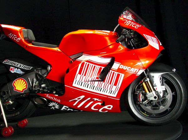 #10YearsChallenge Wajah Ducati dari Zaman Stoner sampai Dovizioso