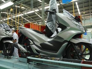Tantang Yamaha NMAX, Honda PCX Bakal Pakai Teknologi VTEC?
