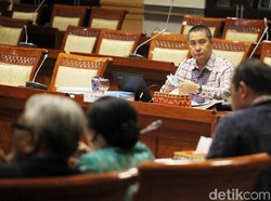 DPR Tunda Pengumuman Hasil Seleksi Hakim Konstitusi