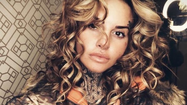 Perubahan Ekstrem Bintang TV, Implan Bokong 4 Kali & Tato di Wajah