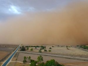 Terjangan Badai Pasir di China Utara yang Mengerikan