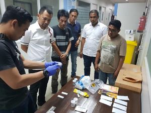 Pencipta Lagu Yanto Sari Kerap Nyabu di Lapak Uda di Tanah Tinggi Pencipta Lagu Yanto Sari Kerap Nyabu di Lapak Uda di Tanah Tinggi