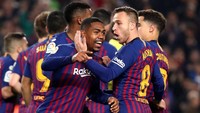 Kebuntuan Barca akhirnya teratasi. Malcom menciptakan gol balasan Barca di menit ke-57 untuk menyeimbangkan permainan. Foto: Reuters