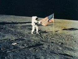 NASA Butuh Tambahan Dana untuk Ongkos ke Bulan, Berapa?