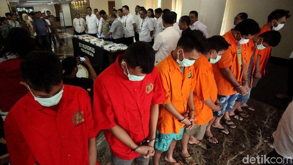 Polisi Ringkus 7 Pelaku Pengedar Obat Terlarang Golongan G