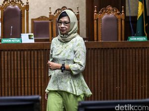 Eks Dirut Pertamina Karen Agustiawan Divonis 8 Tahun Penjara Eks Dirut Pertamina Karen Agustiawan Divonis 8 Tahun Penjara