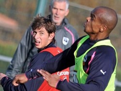 Emiliano Sala memulai kariernya di Eropa ketika menerima pinangan Bordeaux pada musim 2010/2011. Usianya baru 20 tahun saat itu. (Foto: PIERRE ANDRIEU / AFP)
