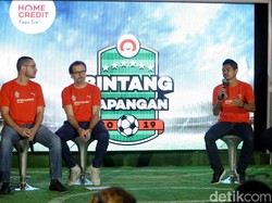 Pada kesempatan kali ini pula para legenda ini berbagi kisah sepanjang dan dalam perjalanan karirnya hingga kini.