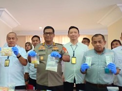 Polisi Sita 13.003 Butir Obat Daftar G yang Dijual di Toko Kosmetik