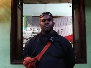 Krisis Venezuela, Orang-orang Ini Siap Mati untuk Presiden Maduro Krisis Venezuela, Orang-orang Ini Siap Mati untuk Presiden Maduro
