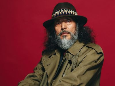 Kakek dari Korea yang Jadi Sensasi Setelah Mulai Modeling di Usia 65