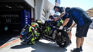 Yamaha Terseok-seok di MotoGP 2019, Apa Kata Legenda Balapnya?