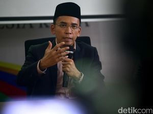 TGB Buka Suara Terkait Semburan Dusta Jelang Pilpres 2019