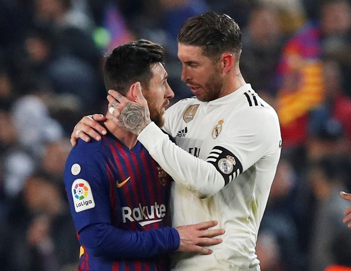 Soccer Football - Copa del Rey - Semi Final First Leg - FC Barcelona v Real Madrid - Camp Nou, Barcelona, Spain - February 6, 2019  Barcelonas Lionel Messi and Real Madrids Sergio Ramos after the match         REUTERS/Albert Gea