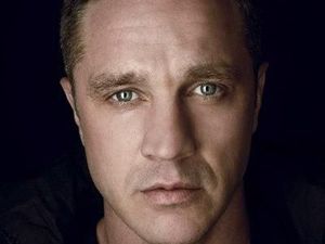 Aktor Final Destination Ini Ngefans Banget dengan Iko Uwais