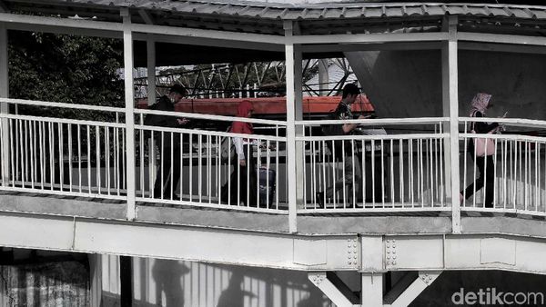 Pengaturan Pejalan Kaki di Tanah Abang Mulai Berlaku Hari Ini