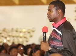 Pastor Zimbabwe Dipidana Karena Klaim Jual Obat HIV Herbal