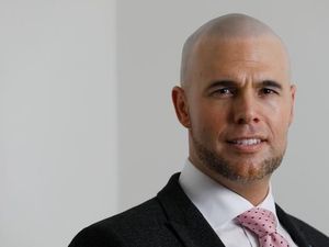 Sosok Joram van Klaveren, Politisi Belanda Anti-Islam yang Kini Mualaf