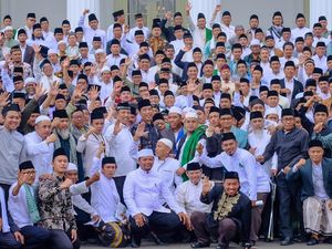 BPN Minta Bawaslu Cek Pertemuan Jokowi-Kiai, TKN: Itu Acara Kenegaraan BPN Minta Bawaslu Cek Pertemuan Jokowi-Kiai, TKN: Itu Acara Kenegaraan