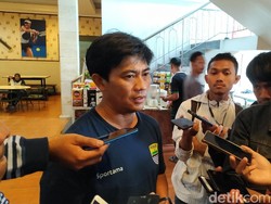 Persib Tunjuk Yaya Sunarya Jadi Caretaker