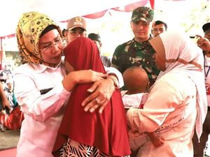 Bupati Serang Pastikan Perbaiki 290 Bangunan Terdampak Tsunami Bupati Serang Pastikan Perbaiki 290 Bangunan Terdampak Tsunami