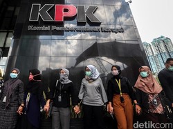 Kain Hitam Demi Semangat 2 Penyelidik KPK Tak Padam
