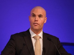 Kisah Penulis Joram van Klaveren, Anti-Islam yang Kini Mualaf