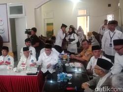 Maruf Amin ke Relawan: Harus All Out, Ambil Suara di Sumbar