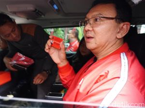 Mau Jadi Bos BUMN, Ahok Perlu Keluar dari PDIP?