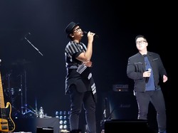 Lirik dan Chord Cuma Manusia oleh Kerispatih