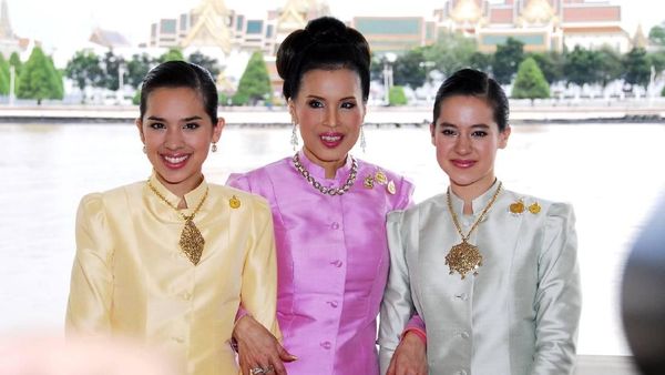 Gaya Putri Raja Calon PM Thailand yang Pernah Rela Lepas Gelar Demi Cinta
