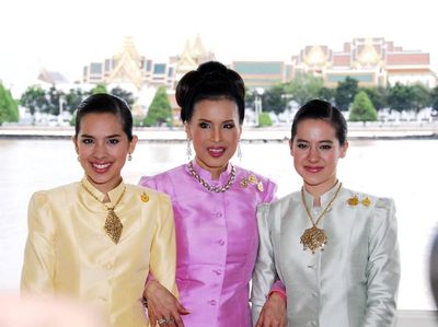 Gaya Putri Raja Calon PM Thailand yang Pernah Rela Lepas Gelar Demi Cinta