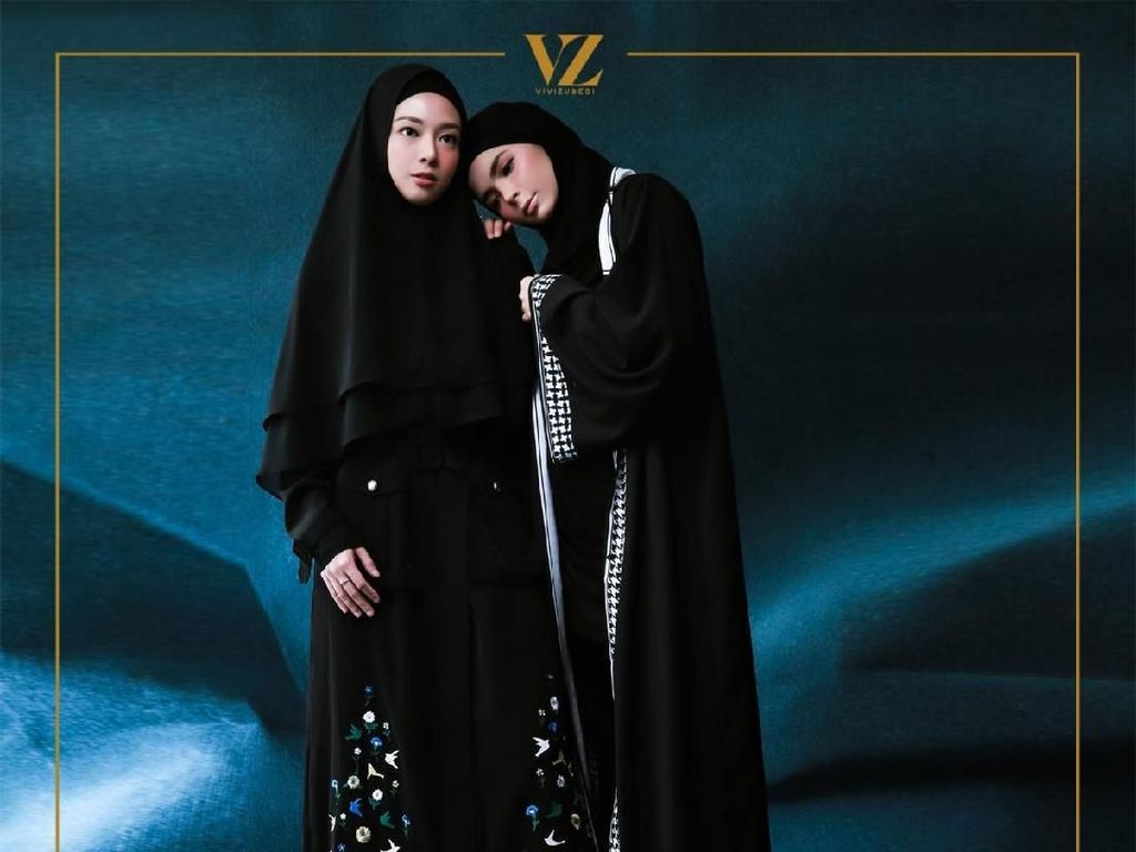 Gandeng Lindswell Kwok, Vivi Zubedi Kumpulkan 1.000 Mukena untuk Indonesia Gandeng Lindswell Kwok, Vivi Zubedi Kumpulkan 1.000 Mukena untuk Indonesia