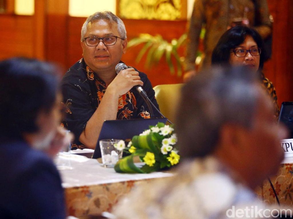 KPU Umumkan Kekayaan Capres-Cawapres: Jokowi Rp 50 M, Prabowo Rp 1,9 T KPU Umumkan Kekayaan Capres-Cawapres: Jokowi Rp 50 M, Prabowo Rp 1,9 T
