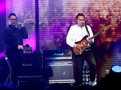 Lirik dan Chord Sebuah Pengabdian (Bunda) oleh Kerispatih