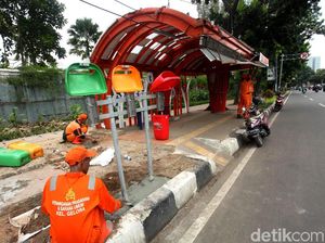 Pasca Tertimpa Pohon, Halte Rusak di Jalan Asia Afrika Diperbaiki