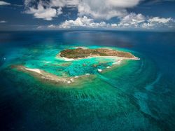 10 Destinasi Paling Populer di Dunia Buat Background Meeting Zoom