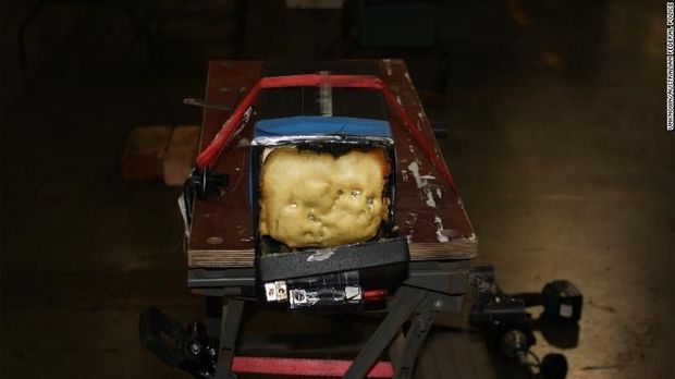 Methamphetamine itu disembunyikan di dalam perangkat elektronik