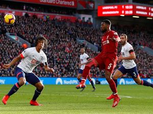 Video Gol Berkelas dari Wijnaldum