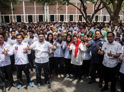 Fadli Zon Enggan Minta Maaf, Prabowo akan Ditinggal Santri?