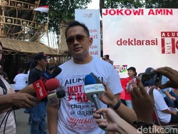 Diprotes Posting GBK Pakai Foto Orang Lain, Hanung Bramantyo Minta Maaf