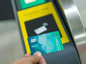 Subsidi Tarif MRT Jakarta Diusulkan Rp 21.659/Orang Subsidi Tarif MRT Jakarta Diusulkan Rp 21.659/Orang