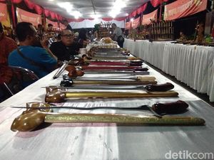 Senapati Nusantara Usulkan Hari Keris ke Presiden Jokowi Senapati Nusantara Usulkan Hari Keris ke Presiden Jokowi