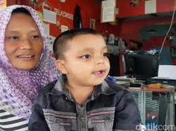 Ini Rafi, Anak Berkebutuhan Khusus yang Peluk Jokowi di Cianjur