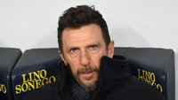 Posisi Eusebio Di Francesco bisa jadi aman untuk sementara waktu. Tapi tugas berat menantinya tengah pekan ini saat menghadapi Porto di Liga Champions. (Alessandro Sabattini/Getty Images)
