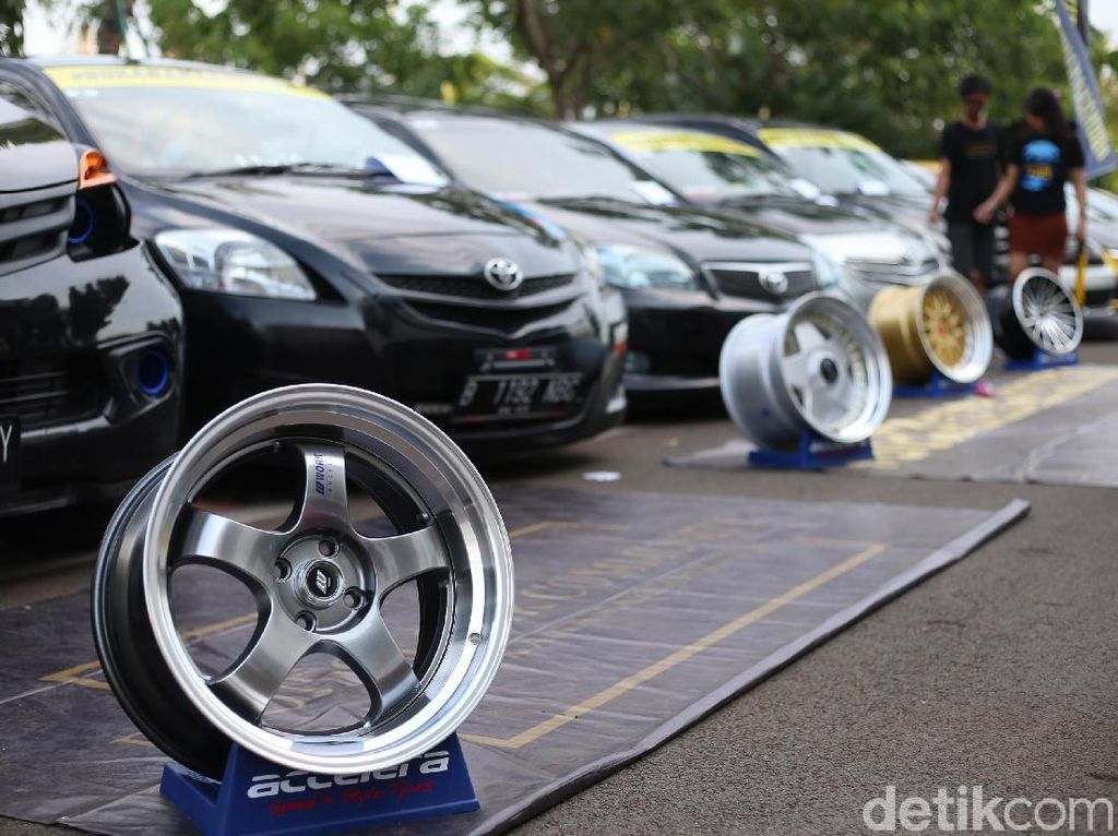 Jangan Anggap Modifikasi Mobil Cuma Buang-buang Duit! Jangan Anggap Modifikasi Mobil Cuma Buang-buang Duit!