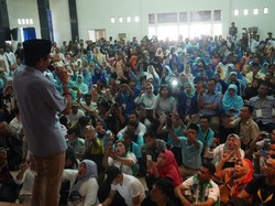 Sandiaga Janji Beri Beasiswa untuk Anak Petani hingga Buruh