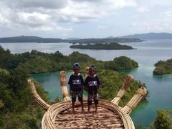 Taman Asmara, Satu Lagi Tempat Foto Asyik di Raja Ampat