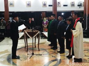 Jelang Pelantikan Wagub Jatim, Bupati Emil Mutasi Pejabat Trenggalek