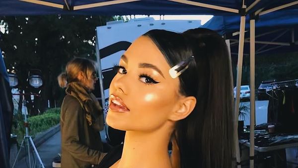 Ini Ariel, Si Seksi yang Jadi Kembaran Ariana Grande di Video Klip Terbarunya